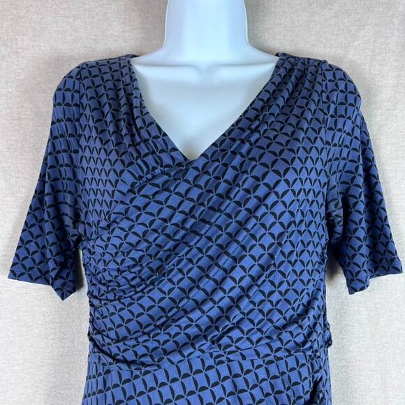 Boden Womens Geometric Jersey Dress Size 12 Knee Length Short Sleeve Vneck - Picture 2 of 9